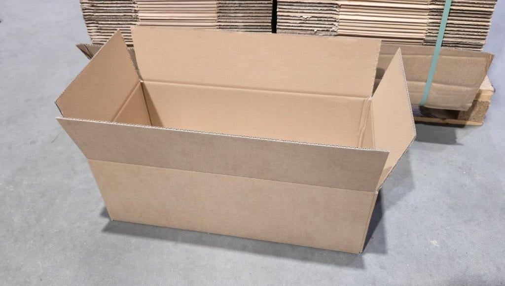 Kartonnen dozen 600 300 200 dubbel golf, Diversen, Papierwaren, Gebruikt, Ophalen of Verzenden