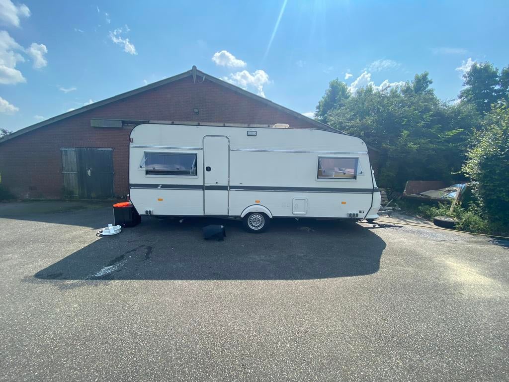 Hobby prestige 535, Caravans en Kamperen, Hobby, Particulier, 6 tot 7 meter, Vast bed