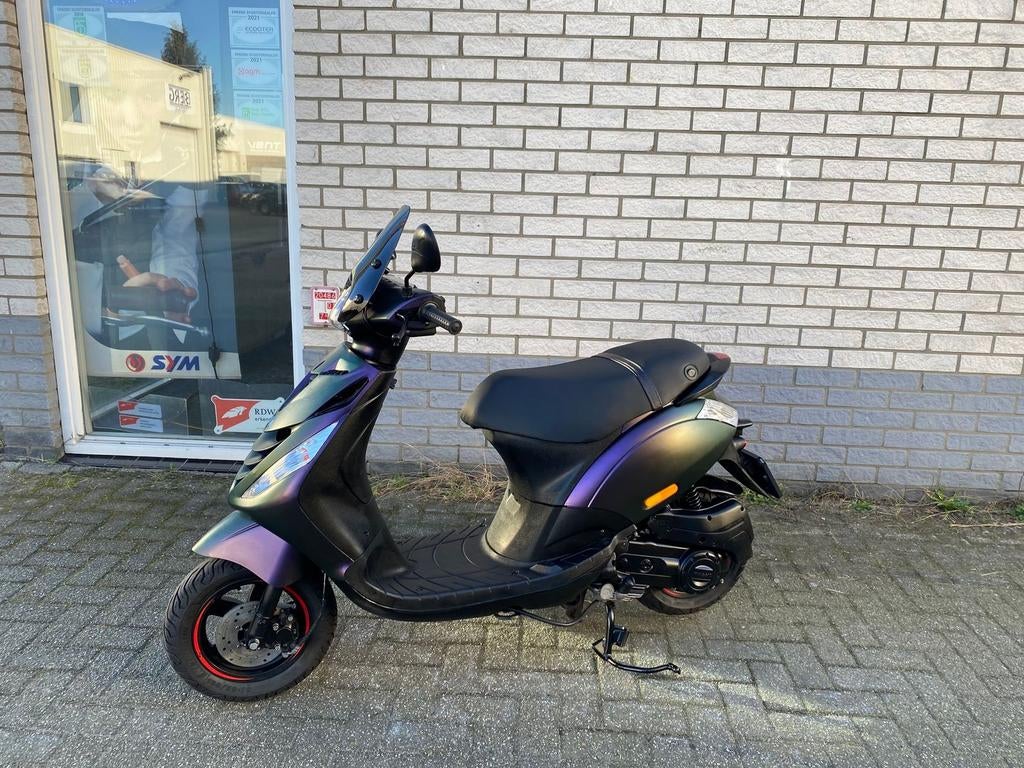 GAVE PIAGGIO ZIP SP 45KM BROM MAT DRAGON BJ2021 6000KM, PIAGGIO, Onbekend, Onbekend, Piaggio
