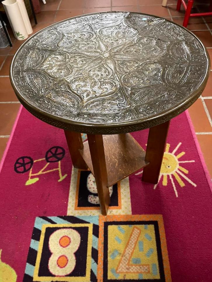 Bijzettafel met koperen blad - Vintage, Antiek en Kunst, Antiek | Meubels | Tafels, Ophalen