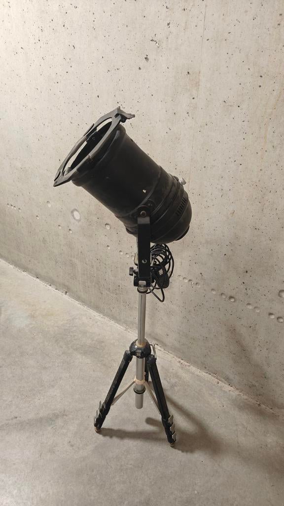 Tripod Lamp - Studio Spotlicht, Gebruikt, 100 tot 150 cm, Metaal, Ophalen