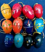 Houten paashangers ei oud, Ophalen of Verzenden, Gebruikt