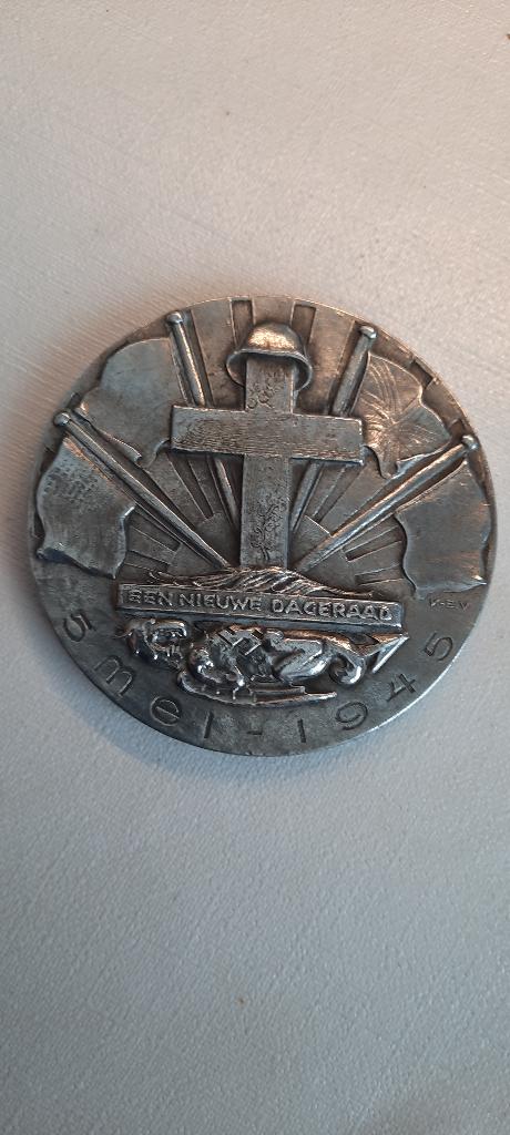 Bevrijding van Nederland door m Kutterink, Ophalen of Verzenden, Overige materialen, Nederland