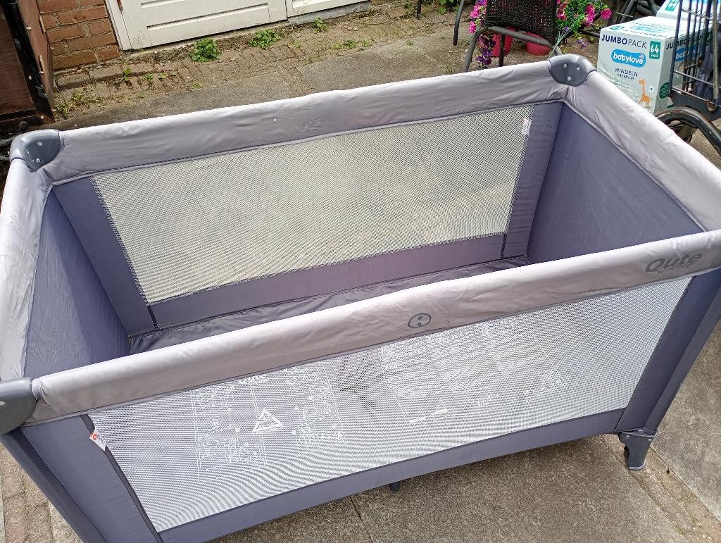 Campingbedje, Kinderen en Baby's, Babywiegjes en Ledikanten, Ophalen, Gebruikt, Reisbedje