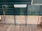 Gratis 3 ruiten van dubbel glas, waarvan 1 met luchtrooster, Doe-het-zelf en Verbouw, Glas en Ramen, Ophalen, Gevelraam of Ruit