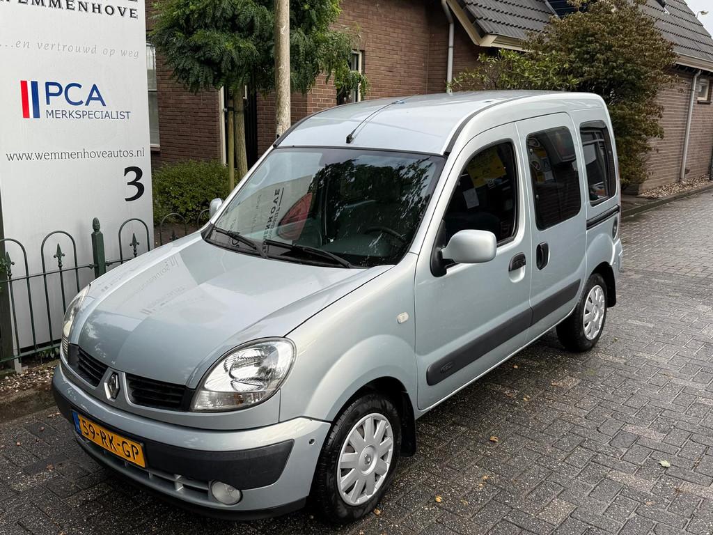 Renault Kangoo 1.6-16V Privilège Rolstoel Auto (bj 2005), Auto's, Renault, Stof, 4 cilinders, Met garantie (alle), 49 €/maand