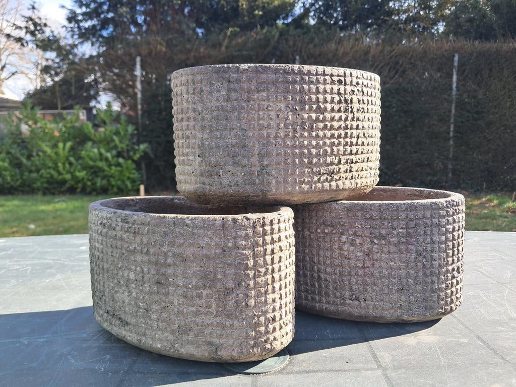 Set van 3 PTMD bloempotten, grijs, robuuste uitstraling, 25 tot 40 cm, Ophalen of Verzenden, Zo goed als nieuw, Minder dan 40 cm