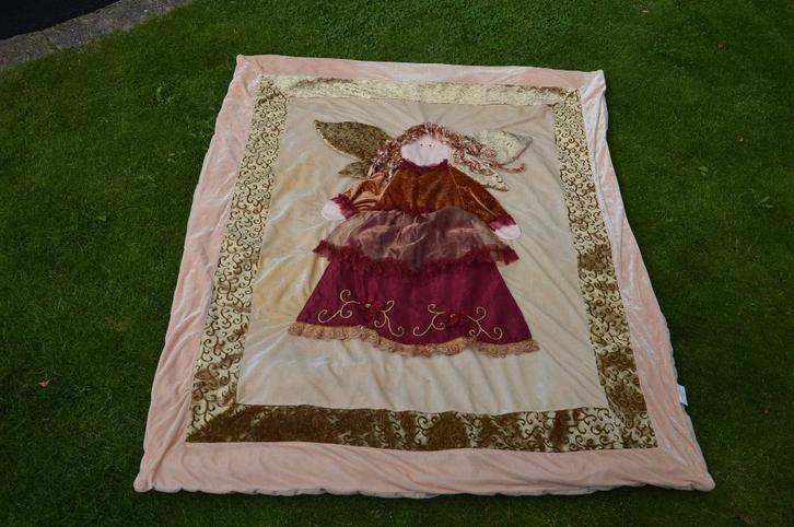 Uit Amerika: quilt/ deken/ kleed met engel in 3D stoffen 140, Huis en Inrichting, Slaapkamer | Beddengoed, Gebruikt, Deken of Dekbed