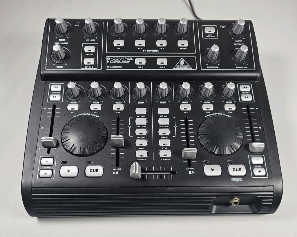 Behringer B-Control Deejay BCD3000 DJ Controller – B-Grade, Overige merken, Gebruikt, Ophalen of Verzenden, Nvt