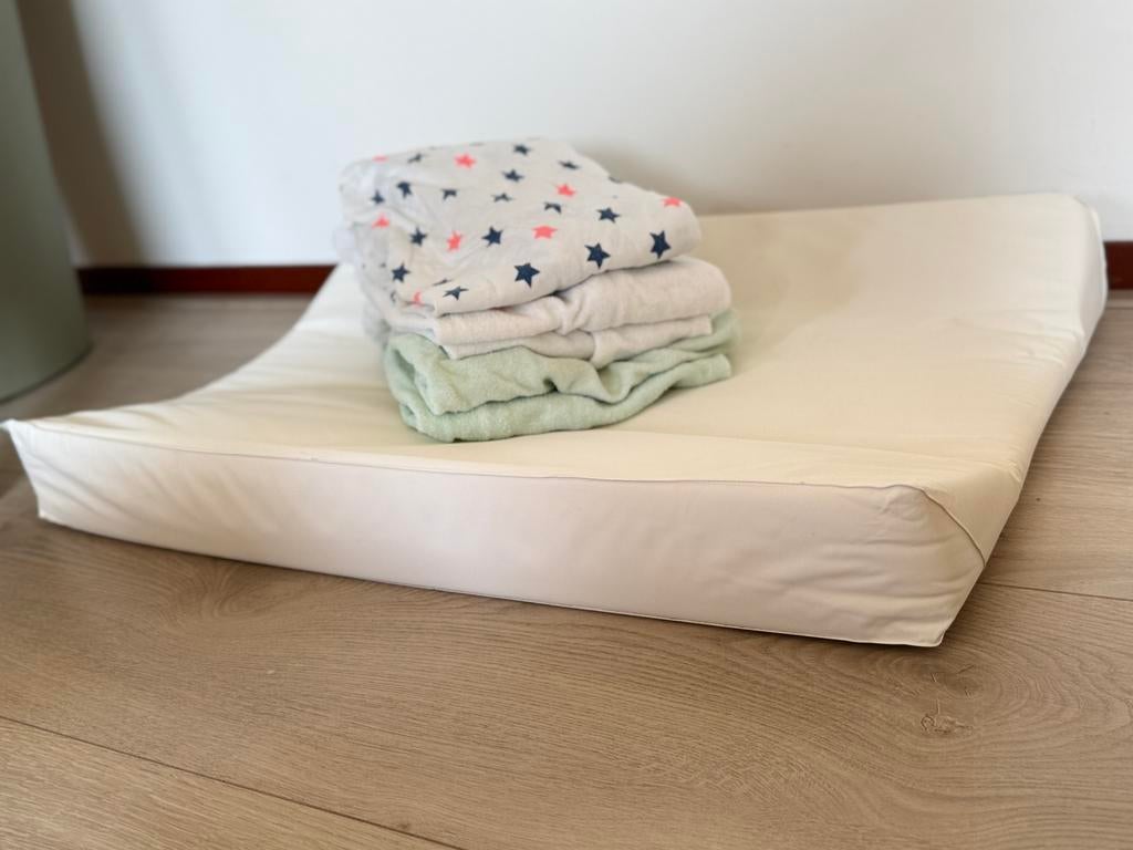 Aankleedkussen / verschoonkussen incl. 5 hoesjes, Gebruikt, Eenpersoons, Minder dan 75 cm, Ophalen of Verzenden