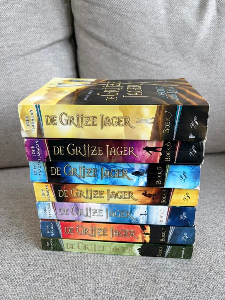 De grijze jager deel 1 tm 6, Boeken, Ophalen of Verzenden, Gelezen