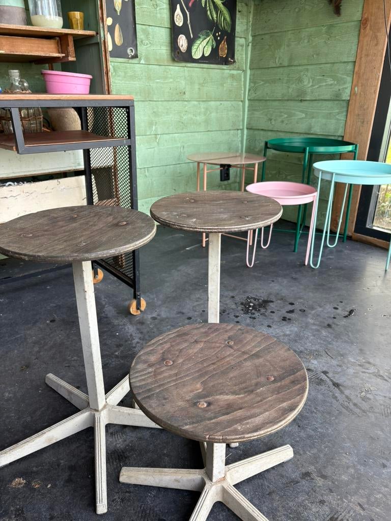 Set oude vintage retro schoolkrukken krukjes, Ophalen, Zo goed als nieuw, Hout