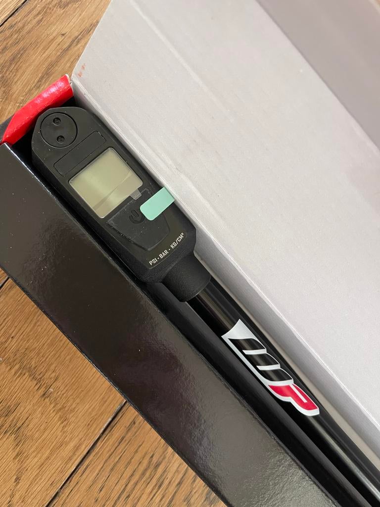 KTM/WP digitale lucht voorvork pomp, Ophalen of Verzenden