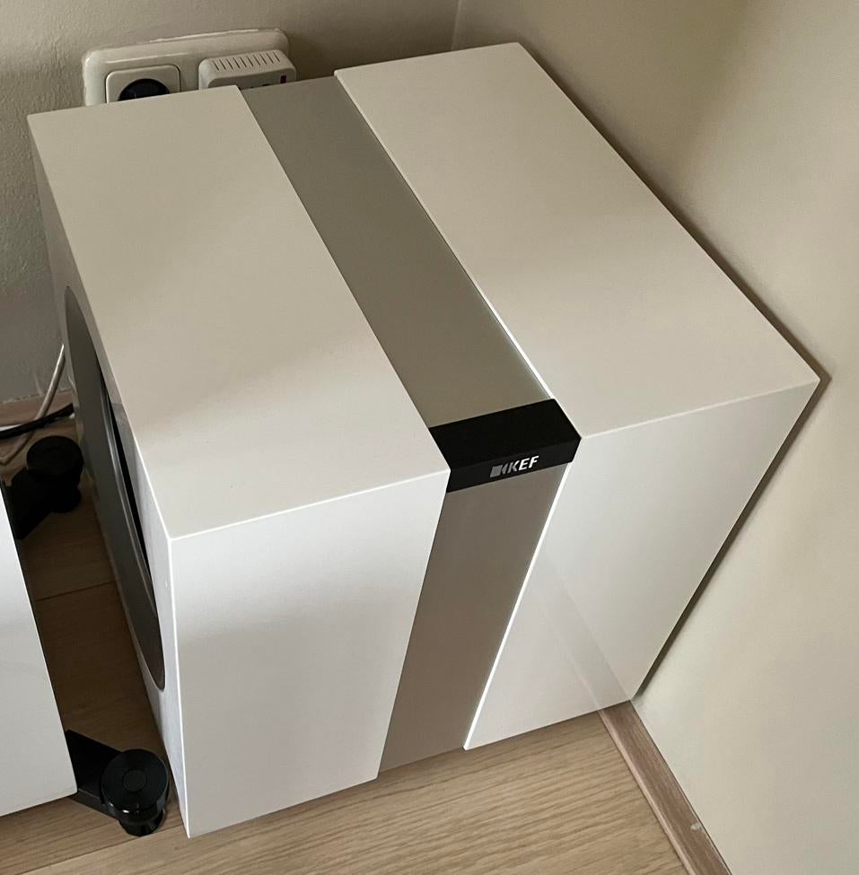 KEF R400b Actieve Subwoofer - 500W Klasse D - Wit, Subwoofer, Zo goed als nieuw, 120 watt of meer, Ophalen