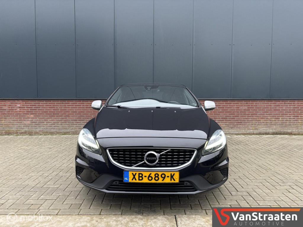 Volvo V40 1.5 T3 Polar+ Sport | R-Design | Pano| HK Audio, Auto's, Volvo, 4 cilinders, 700 kg, Zwart, Origineel Nederlands