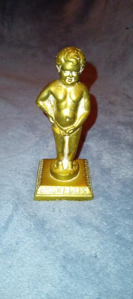Koperen Manneken Pis beeldje - Souvenir Brussel - 1945, Ophalen, Koper