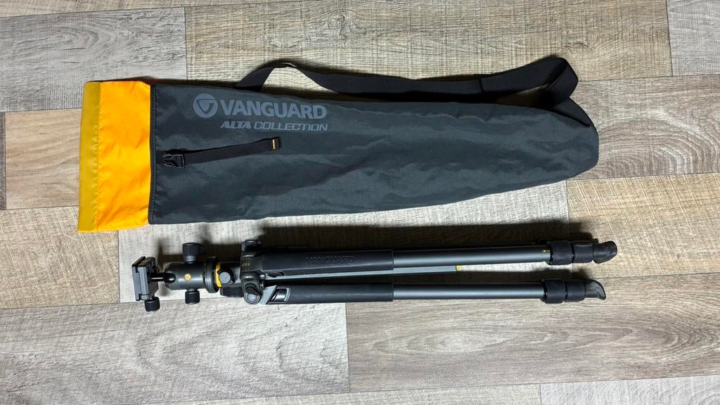 Vanguard Alta Pro 2+ 263AB100 statief compleet nette staat, Zo goed als nieuw, 150 tot 175 cm, Met balhoofd, Ophalen of Verzenden