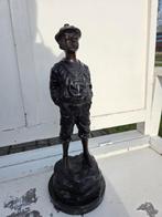 antiek bronzen sculptuur van een jonge zeeman Auguste Moreau, Ophalen