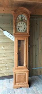 Staande klok komt uit inboedel, Ophalen of Verzenden
