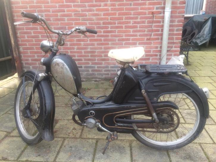 70 jaar oude Zündapp 422 Combinette 1956, Fietsen en Brommers, Brommers | Oldtimers, Overige merken, Ophalen