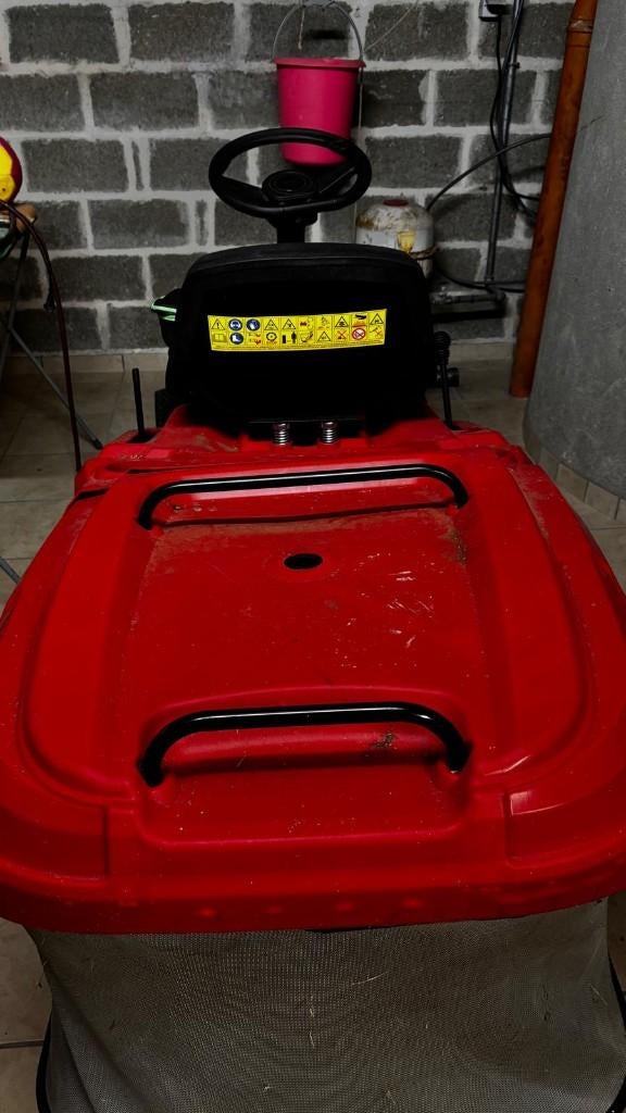 HECHT 5196zitmaaier– goed werkend – af te halen in Dinant, Ophalen, Cirkelmaaier, Versnellingen, Benzine-grasmaaier