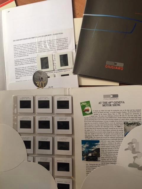 Italdesign Giugiaro brochure/auto folder of persmap 94 - '07, Boeken, Auto's | Folders en Tijdschriften, Overige merken, Ophalen of Verzenden