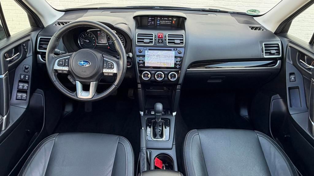 Subaru Forester 2.0 Premium Automaat Trekhaak Clima Cruise C, Auto's, Subaru, Automaat, 15 km/l, 4 cilinders, Bedrijf