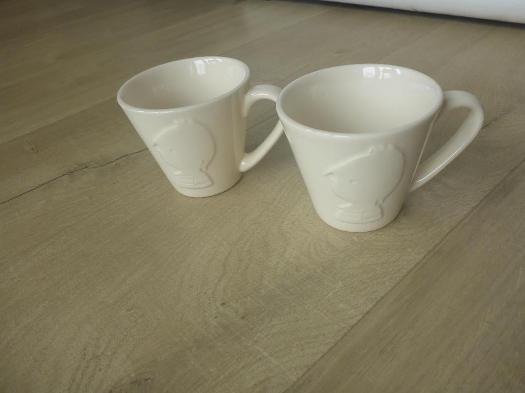 2 bekers Jip en janneke met reliëf., Huis en Inrichting, Keuken | Servies, Overige typen, Ophalen of Verzenden, Zo goed als nieuw