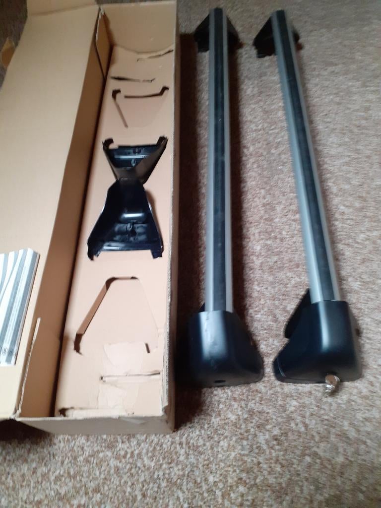 Dakdragers Opel Astra sedan origineel met sleutels, Auto diversen, Ophalen, Zo goed als nieuw