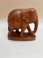 Vintage houtsnijwerk olifant, Antiek en Kunst, Kunst | Beelden en Houtsnijwerken, Houtsnijwerk, Minder dan 20 cm, Ophalen of Verzenden