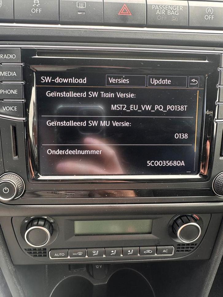 Volkswagen MIB2 PQ inclusief microfoon en Dab+ ontvanger, Computers en Software, Navigatiesoftware, Zo goed als nieuw, Landkaarten