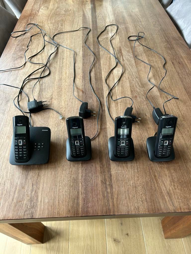 Siemens Gigaset A585 DECT telefoon met 4 handsets, Ophalen of Verzenden, Gebruikt, 4 handsets of meer