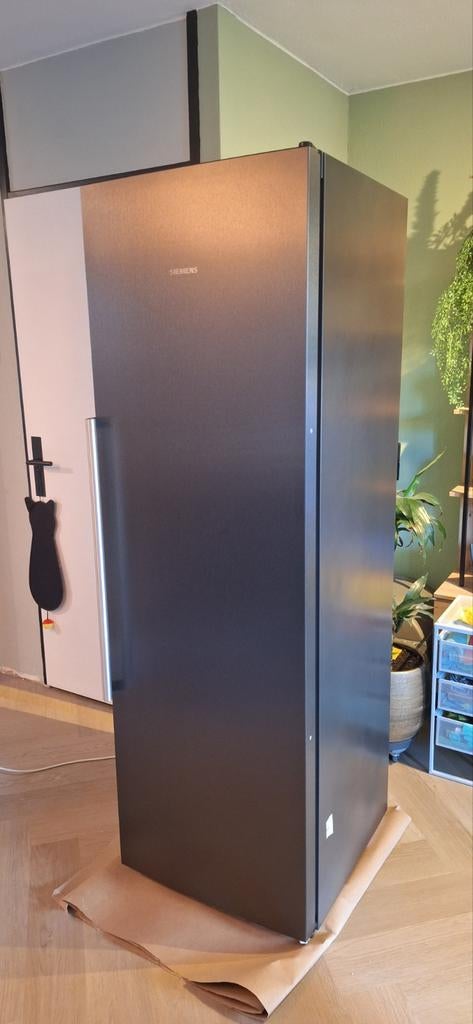 Siemens koelkast antraciet B58 x D62 x H186cm, Witgoed en Apparatuur, Koelkasten en IJskasten, Ophalen, Zonder vriesvak, 200 liter of meer