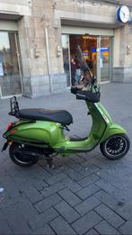 Nieuwe Vespa Sprint 2021 geen mankementen, Fietsen en Brommers, Scooters | Vespa, Ophalen, Overige modellen, Zo goed als nieuw