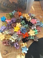 Nieuwe haarspeldjes met bloem - 3 voor 5 euro!, Ophalen of Verzenden, Nieuw, Haarspeld