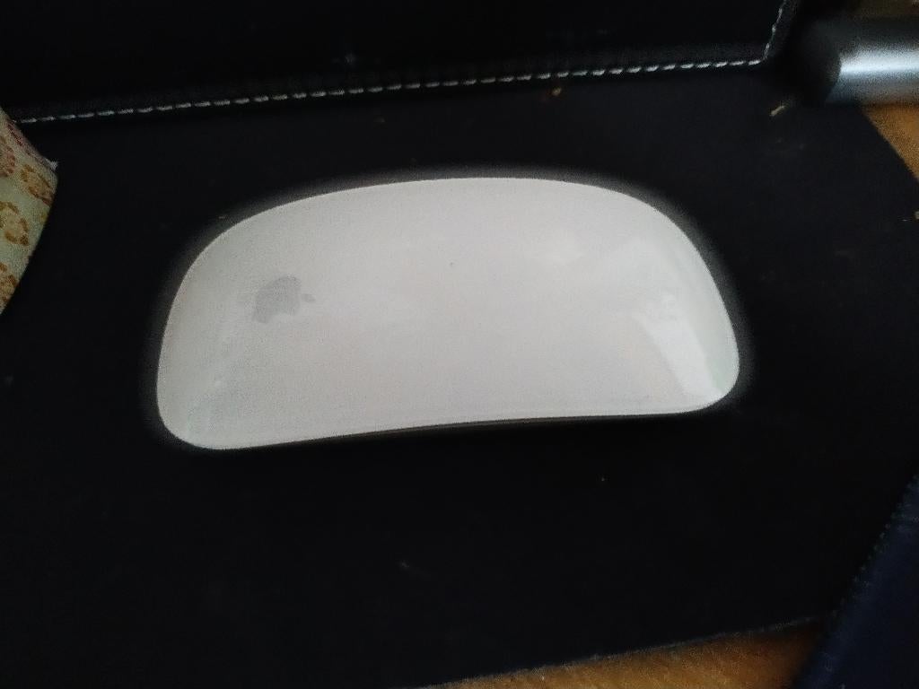 Apple magische muis A1296, Muis, Gebruikt, Ophalen of Verzenden, Draadloos