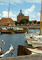 Enkhuizen. Havengezicht met Drommedaris. - boot - 1979 gelop, Ophalen of Verzenden, Voor 1920, Gelopen, Noord-Holland
