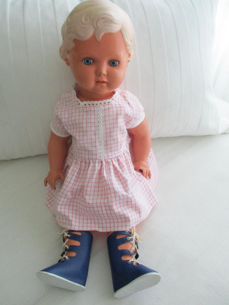 2 stuks oude schildpad poppen, Ophalen of Verzenden, Gebruikt, Pop