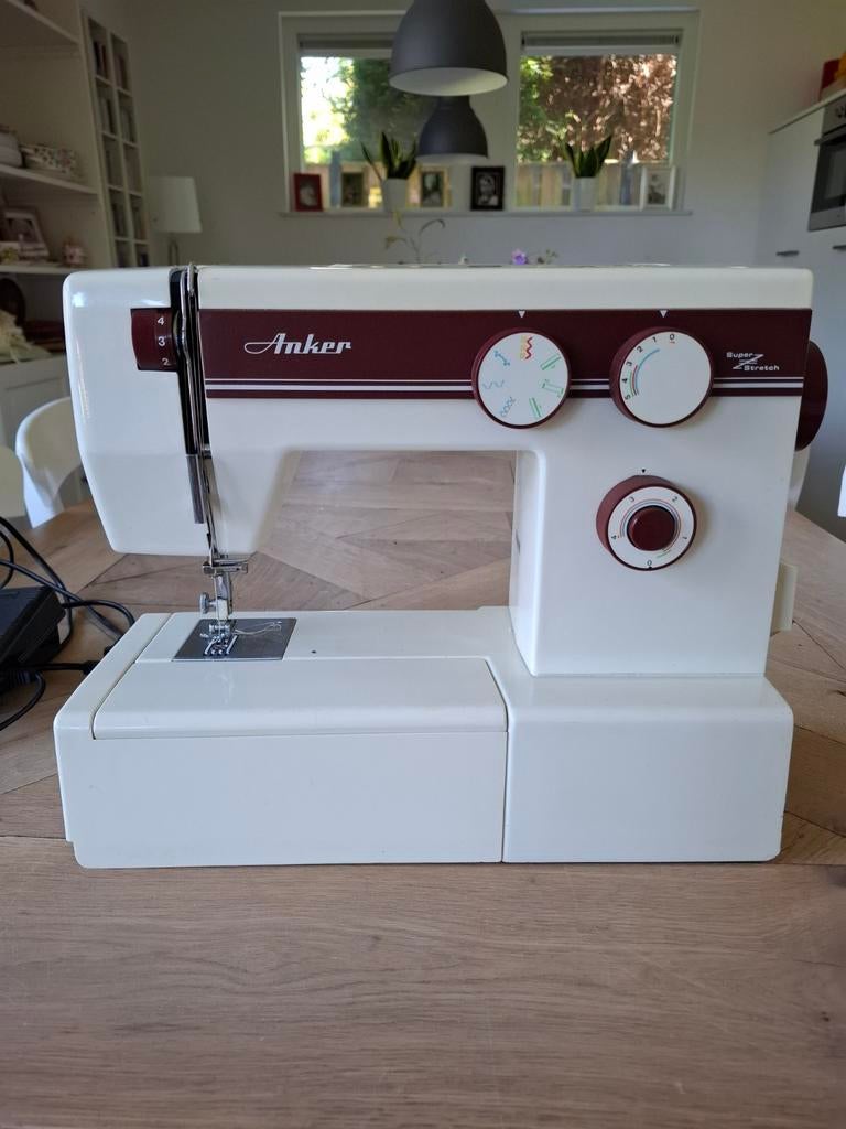 Anker Super Stretch naaimachine model 210, Hobby en Vrije tijd, Naaimachines en Toebehoren, Ophalen, Naaimachine, Overige merken