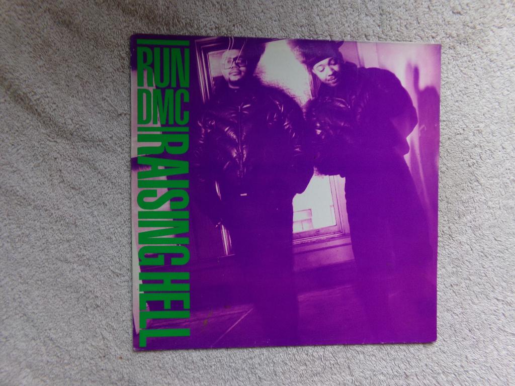 RUN DMC -  RAISING HELL, Verzenden, 1985 tot 2000, Zo goed als nieuw, Inclusief binnenhoes
