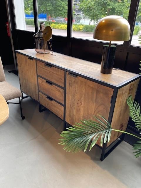 dressoir industriële massief mango metaal 180 cm voorraad