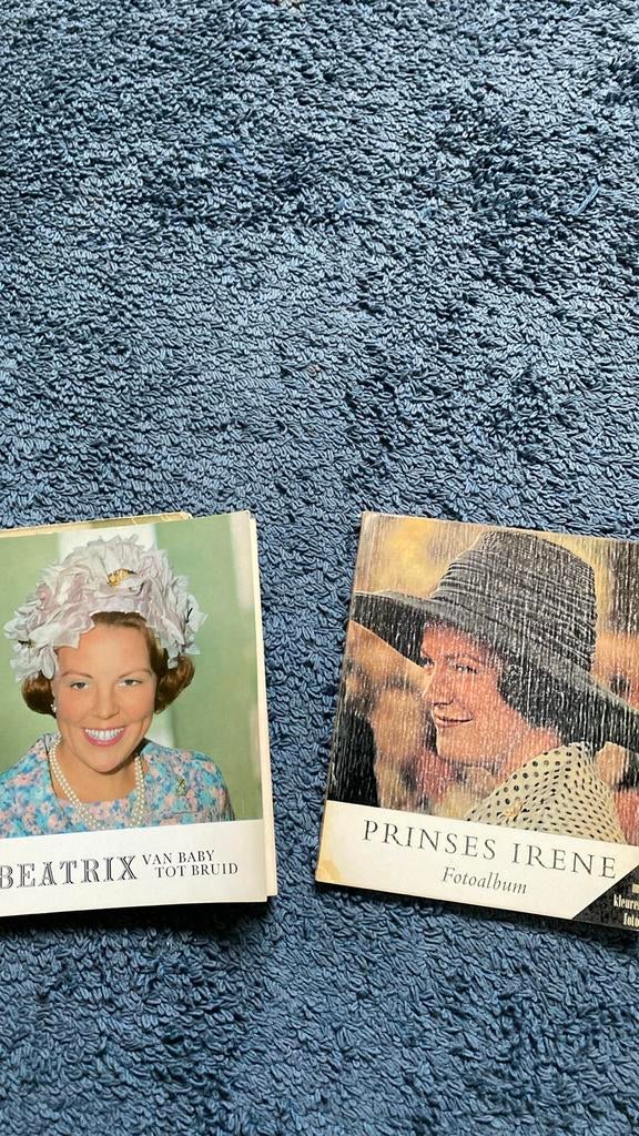 Prinses Beatrix en Irene Fotoalbums - Koningshuis, Ophalen of Verzenden, Gebruikt, Nederland, Tijdschrift of Boek