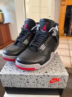 Nike Air Jordan 4 Bred - Maat 42,5, Kleding | Heren, Schoenen, Ophalen of Verzenden, Zo goed als nieuw, Zwart, Sneakers of Gympen