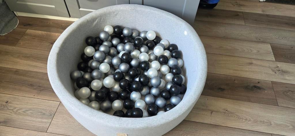 Ballenbak met ballen, Ophalen of Verzenden, Zo goed als nieuw