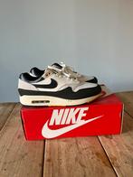 Nike Air Max 1 Athletic Department Light Bone Gold maat 46, Overige kleuren, Ophalen of Verzenden, Sneakers of Gympen, Zo goed als nieuw