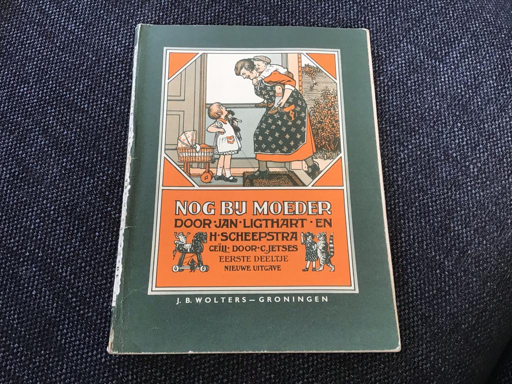 Nog bij moeder Jan Ligthart H. Scheepstra, school R’dam, Antiek en Kunst, Antiek | Boeken en Bijbels, Ophalen of Verzenden