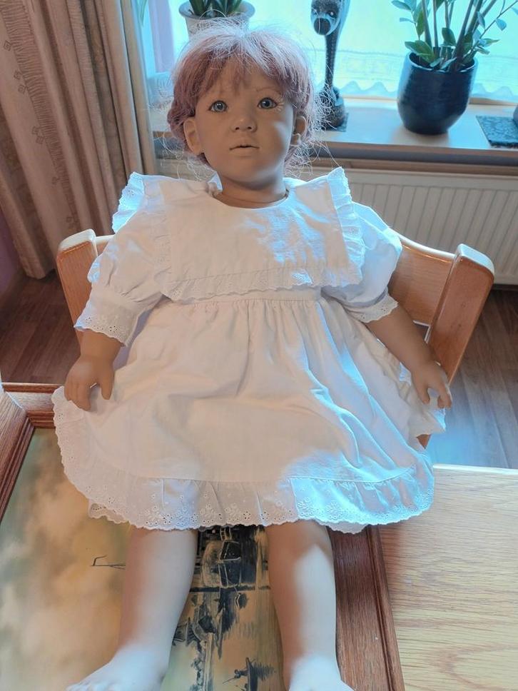 ANNETTE HIMSTEDT POP MET CERTIFICAAT, Verzamelen, Poppen, Zo goed als nieuw, Pop, Ophalen of Verzenden