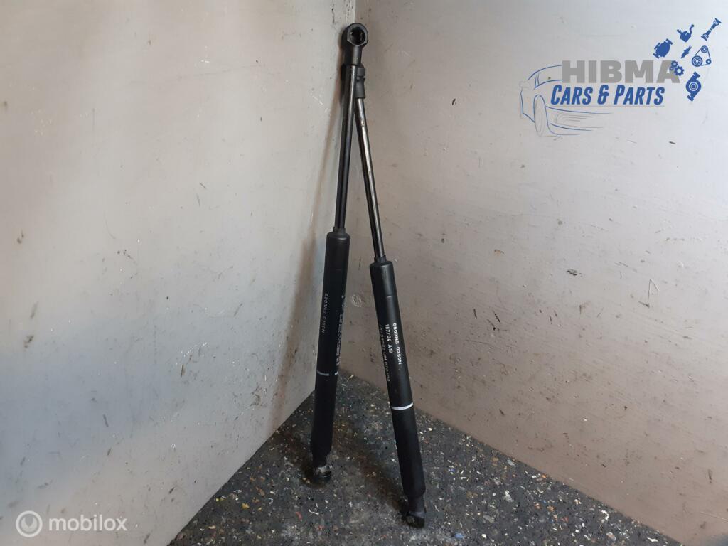 Gasveer Motorkap Alfa Romeo 147 46739202 2000 t/m 2010, Auto-onderdelen, Gebruikt, Ophalen of Verzenden, Alfa Romeo, Alfa Romeo
