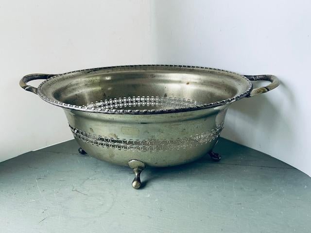 Vintage verzilverde mand broodmand. S.D. Neill Ltd. silver, Antiek en Kunst, Ophalen, Zilver