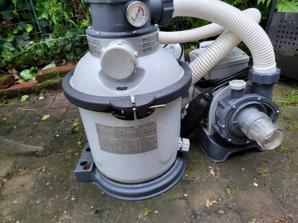 Zandfilter en zoutwater installatie van Intex, Ophalen of Verzenden